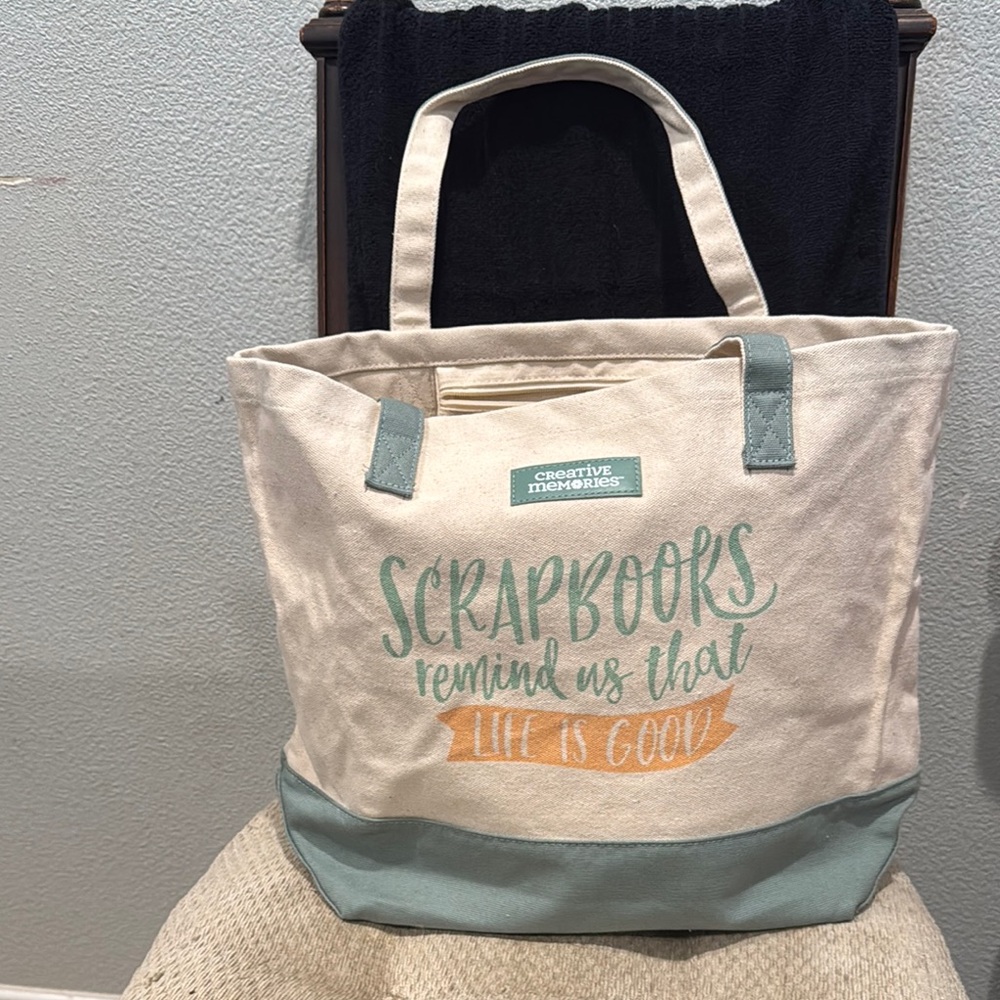 Creative Memories Cream and Green Tote Bag with Relaxed Design